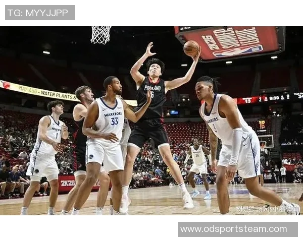 菜鸟杨瀚森首秀表现亮眼乐福雷诺各显神通仍需提升团队默契