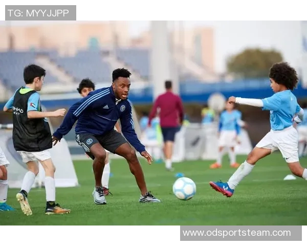 博雷戈称赞奎因沉稳表现认为年轻球员展现出成熟选择