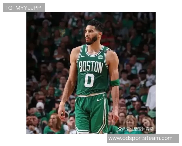 布朗生涯第五次三双超越塔图姆荣登队史第九位成就辉煌 布朗生涯第五次三双超越塔图姆荣登队史第九位成就辉煌